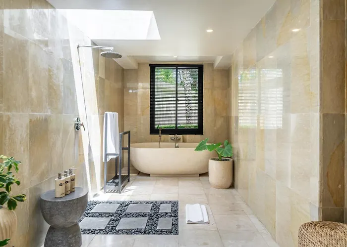 リゾート Mesari - Rice Terrace Retreat With Pool & Restaurant ウブド
