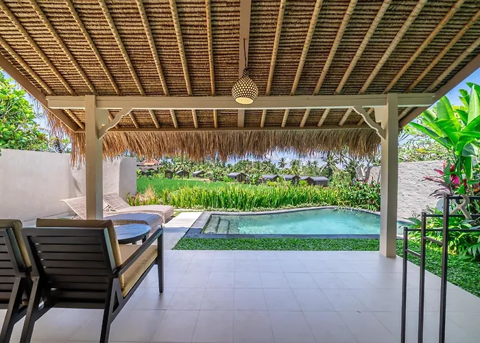 Mesari - Rice Terrace Retreat With Pool & Restaurant 4* ウブド