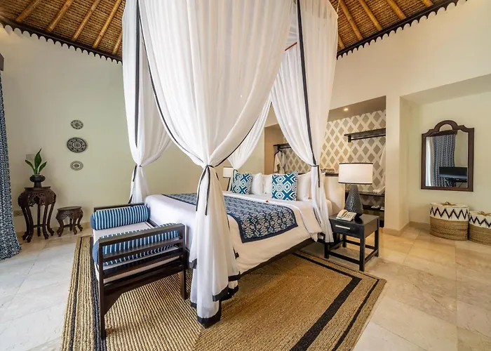 リゾート Mesari - Rice Terrace Retreat With Pool & Restaurant ウブド
