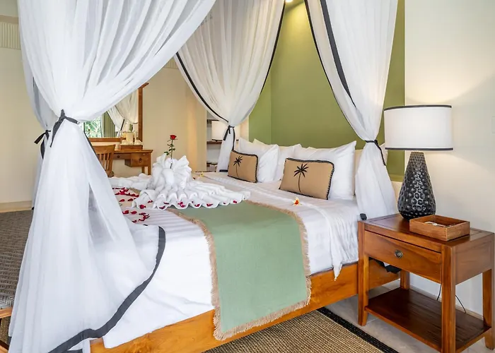 Mesari - Rice Terrace Retreat With Pool & Restaurant